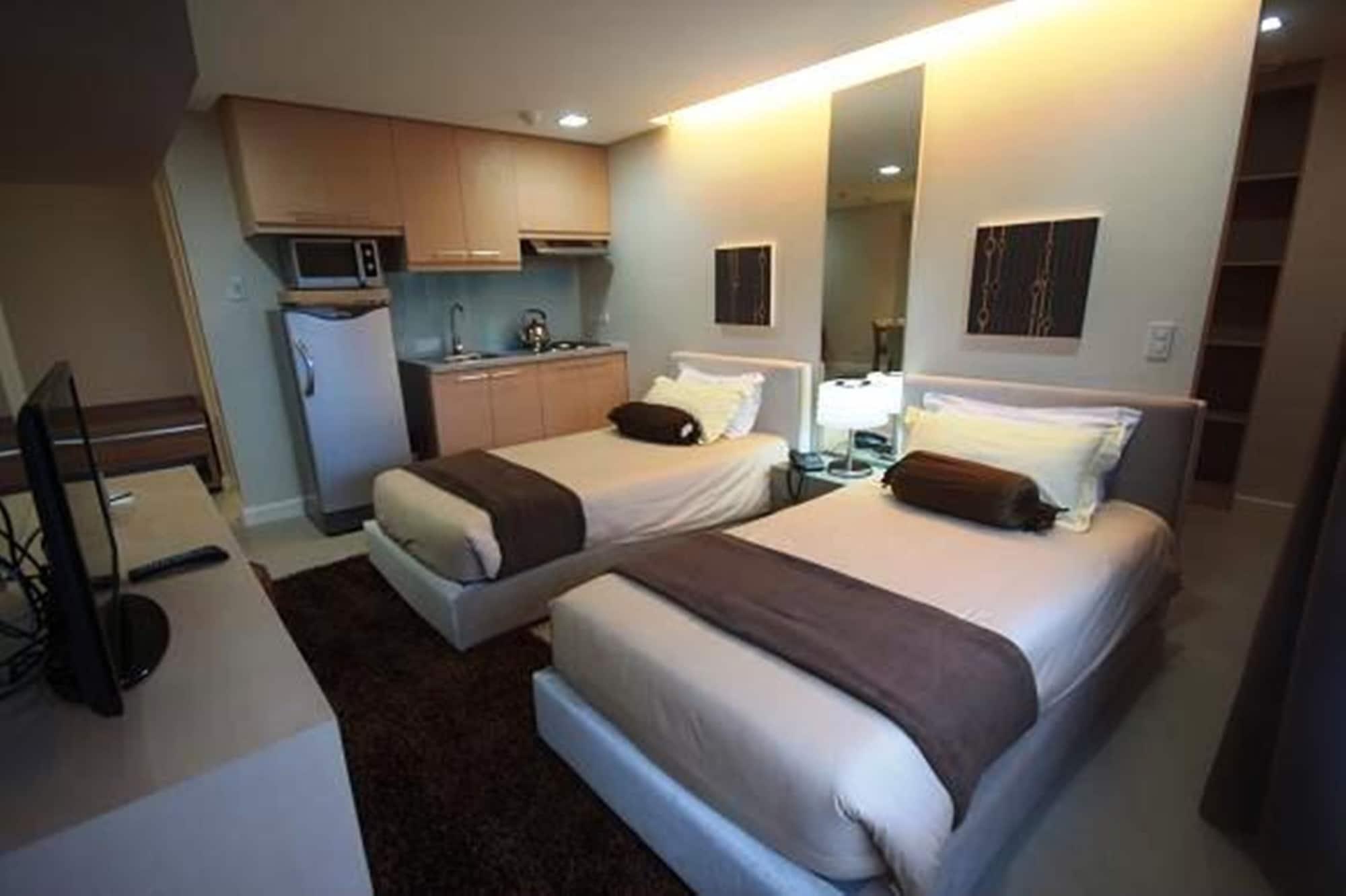 Bsa Twin Towers Aparthotel Mandaluyong Exterior foto