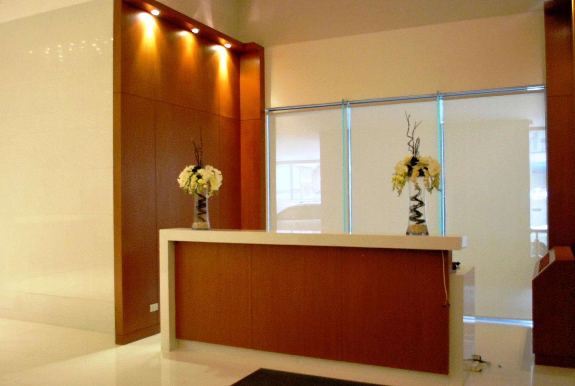 Bsa Twin Towers Aparthotel Mandaluyong Exterior foto