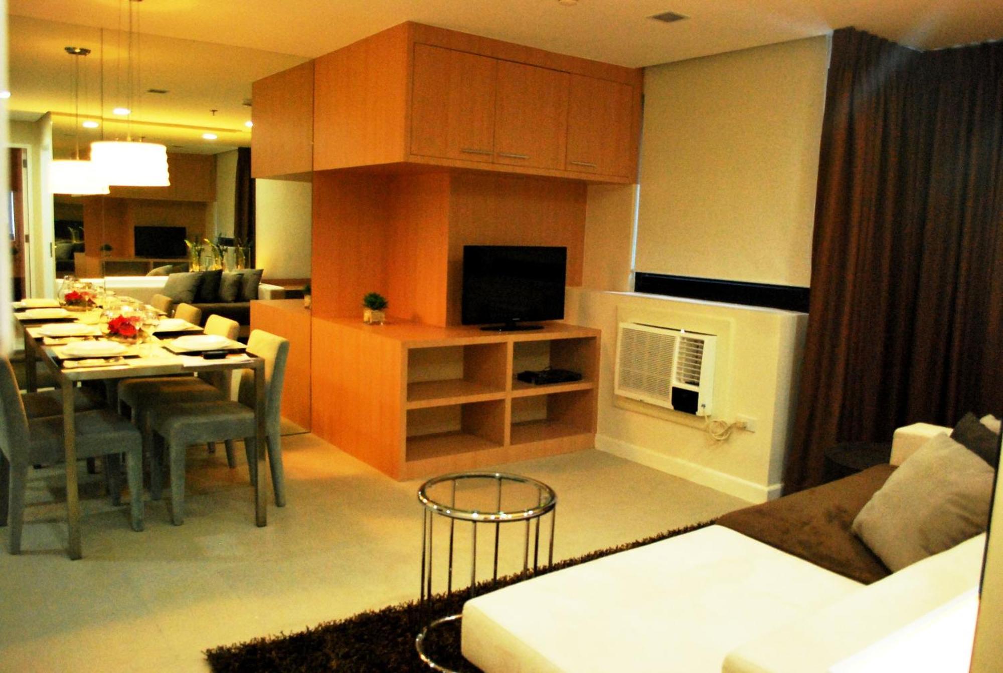 Bsa Twin Towers Aparthotel Mandaluyong Exterior foto