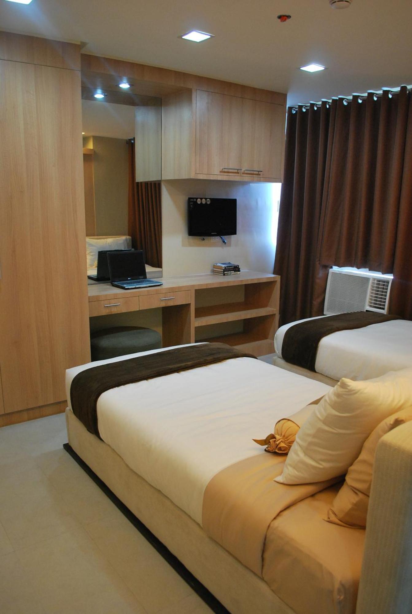 Bsa Twin Towers Aparthotel Mandaluyong Exterior foto
