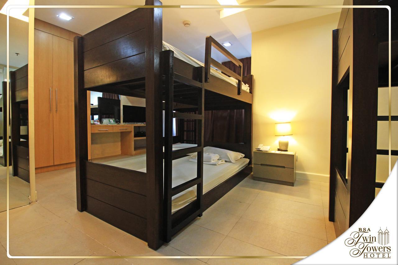 Bsa Twin Towers Aparthotel Mandaluyong Exterior foto