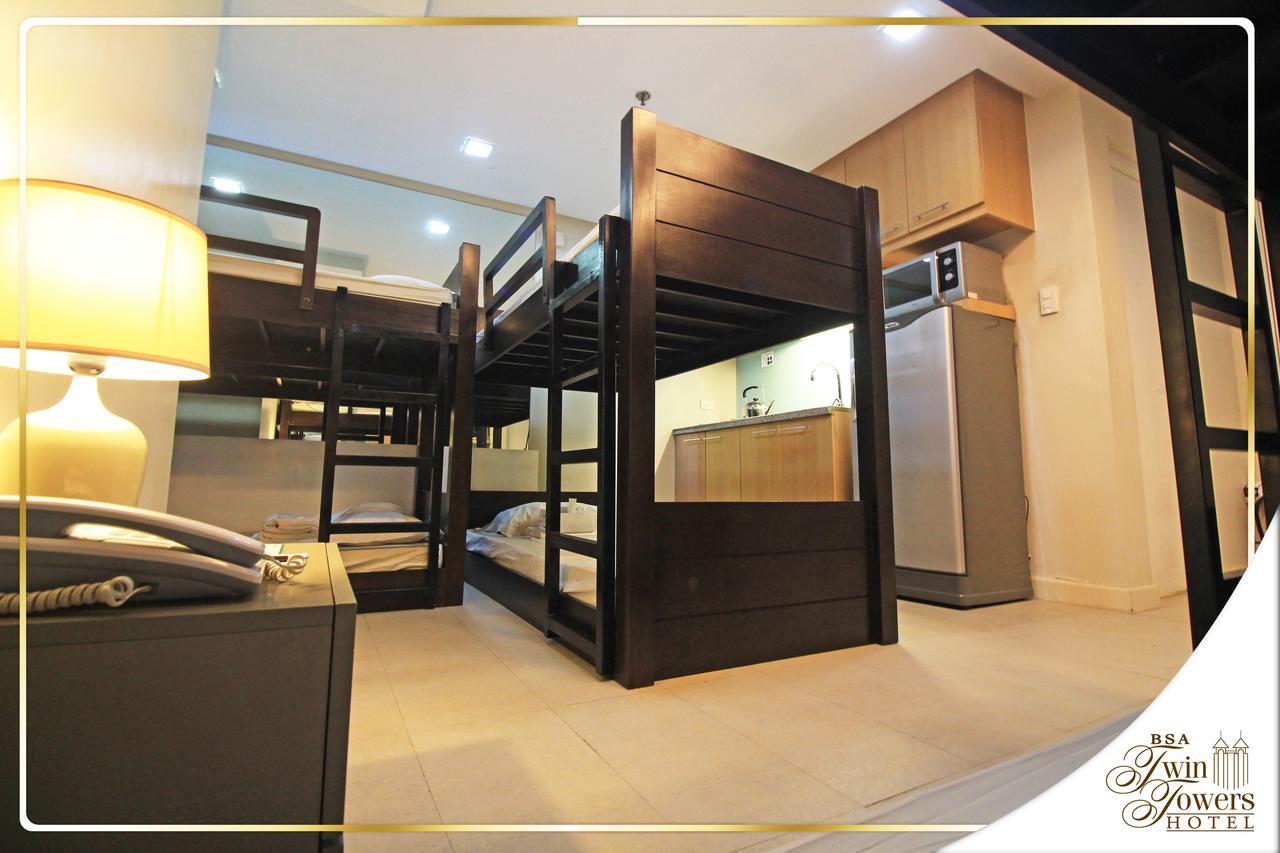 Bsa Twin Towers Aparthotel Mandaluyong Exterior foto
